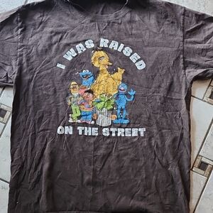 Sesame Street Brown Graphic T-Shirt "I Was Born On The Street" Mens Large